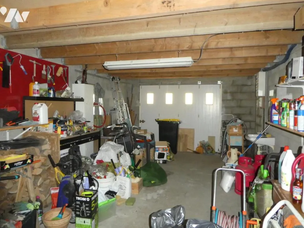 Garage - House with West-Facing Terrace near Morlaix