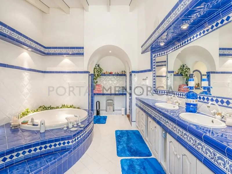Salles de bain - Chalet with Pool in Binidali, Mahón