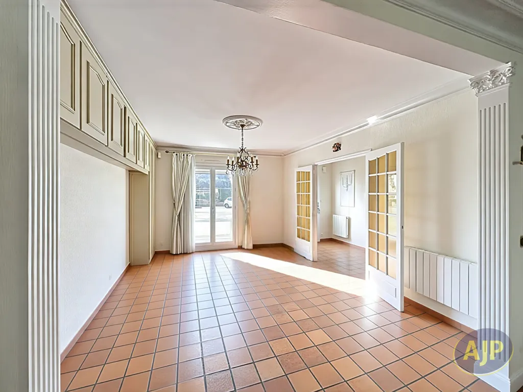 Séjour - Maison dans Impasse Calme avec Jardin à Nantes
