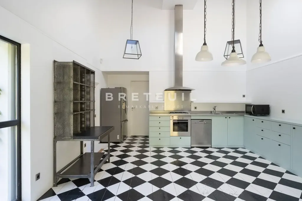Kitchen - Architect's House with Garden in Garches