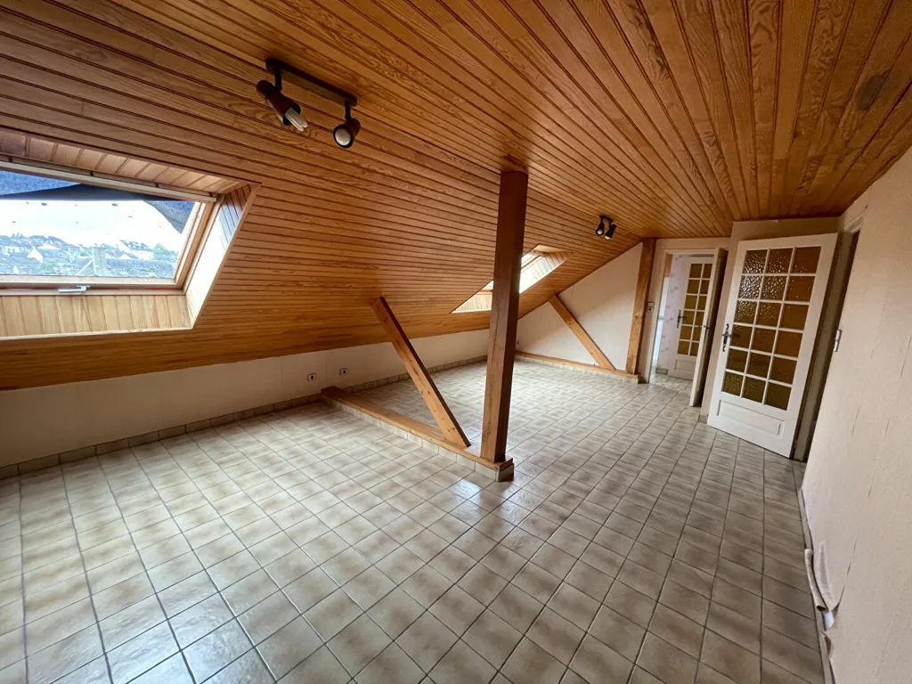 Pièces - Appartement Duplex en Centre-Ville à Mayenne