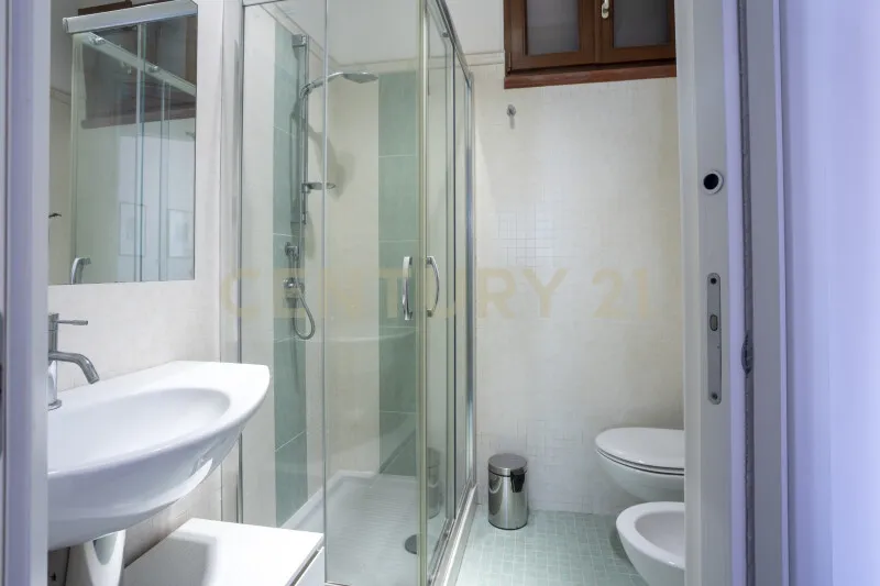 Salles de bain - Elegant Eolian Villa with Sea Access in Vulcano