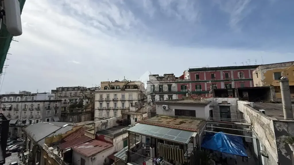 Balcon - Multistorey Apartment with Central Location in Naples