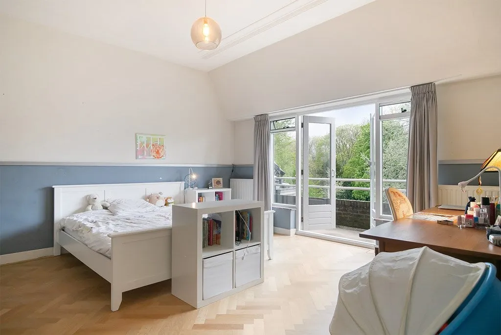 Chambres - Character Villa with Park View in Kralingen