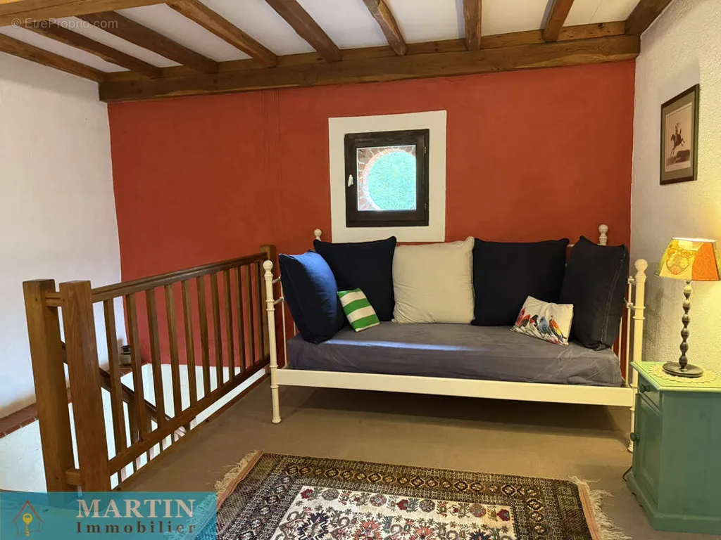 Camere da letto - Mas with River Access in Peaceful Hamlet