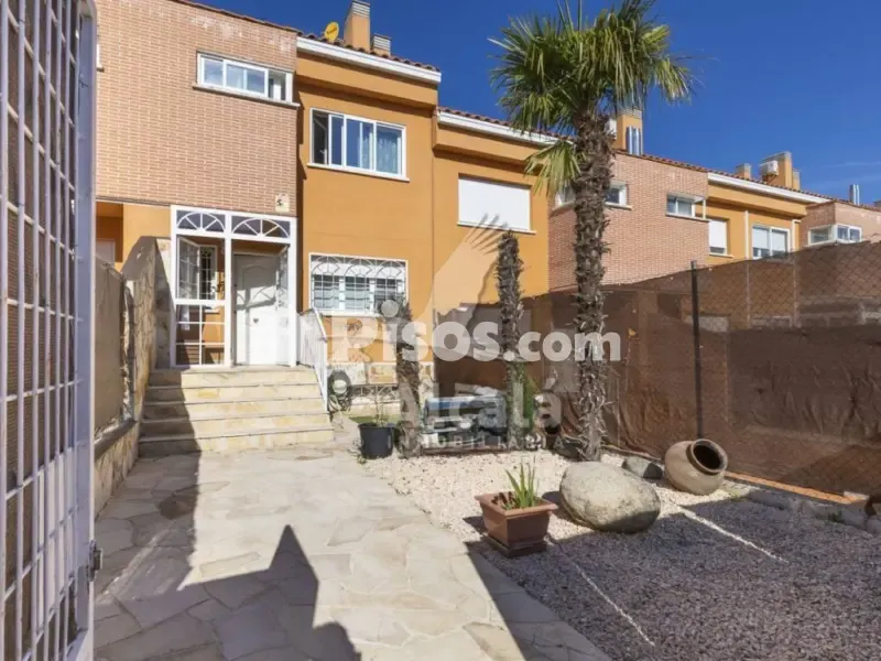 Jardin - Adosado with Jacuzzi in Torrejón del Rey