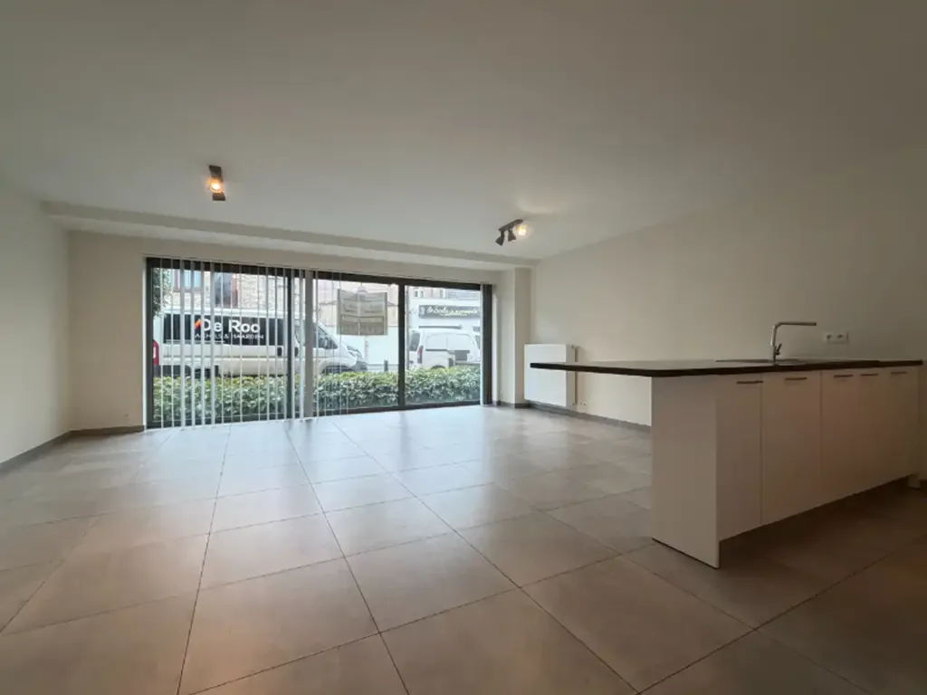 Kitchen - Ground Floor Apartment with Terrace in Veurne Centre