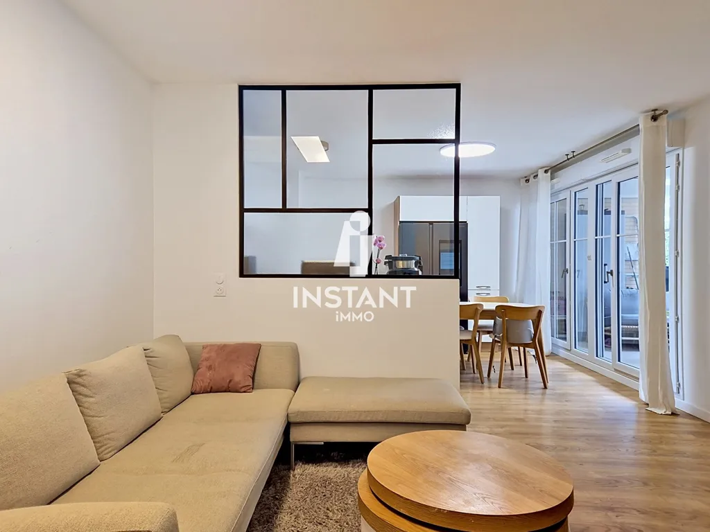 Elutuba - 3-Piece Apartment with Balcony in Maisons-Alfort