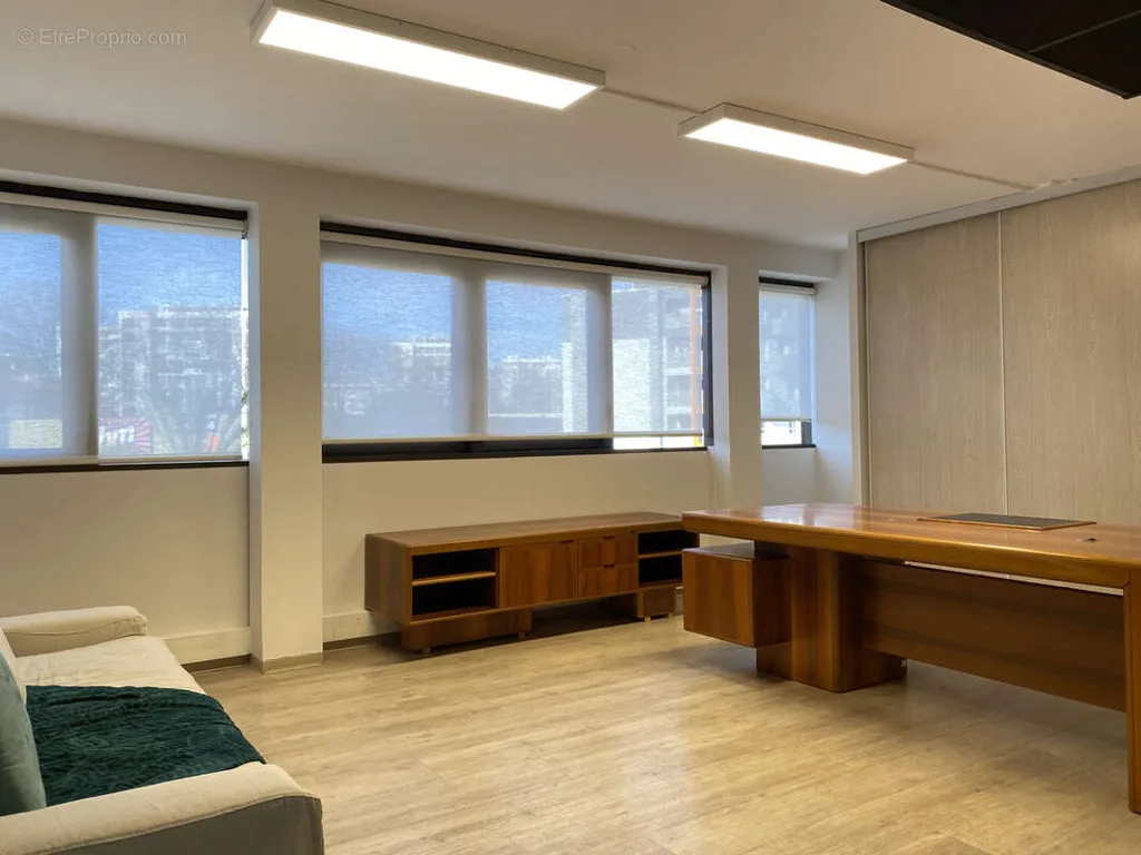 Kabinet - Modern Office Space near Perpignan Centre