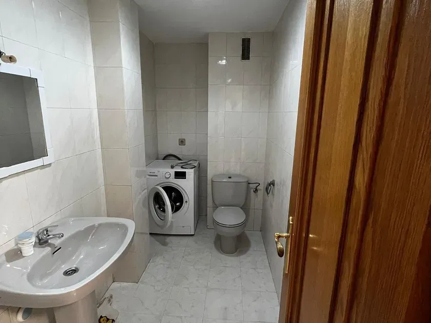 Salles de bain - Apartment with Balcony in Fuentes Nuevas, León