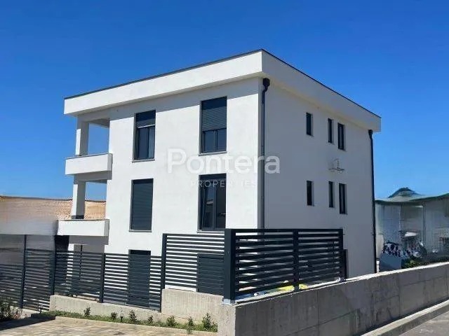 Välivaade - Triplex House with Sea View in Bakar