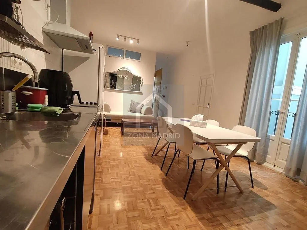 Cuisine - Apartment with Balconies to Plaza de Chueca, Madrid