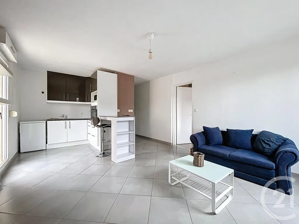 Séjour - Appartement avec Balcon dans le Quartier Cité Gastronomie à Dijon