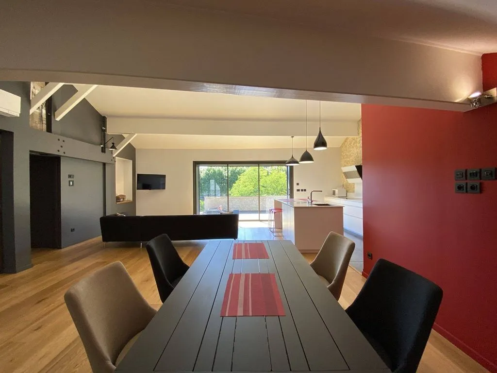 Söögituba - Luxury House with River View in Auch