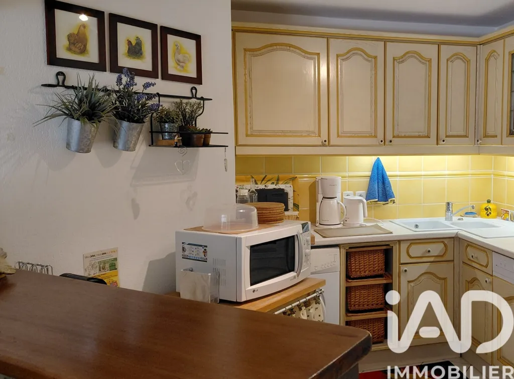 Köök - Bright 3-Bedroom Apartment with Terrace in Saint-Raphaël