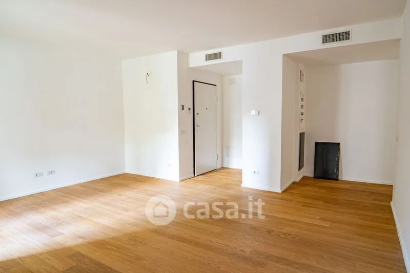 Elutuba - Eco-Friendly Apartment with Balcony in Genoa
