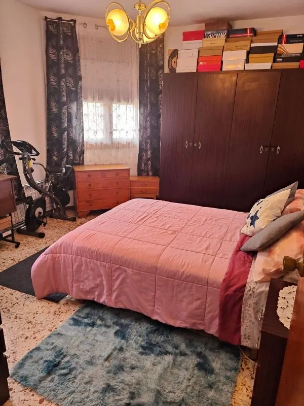 Chambres - Partially Renovated Flat with Terrace in Corral de Almaguer