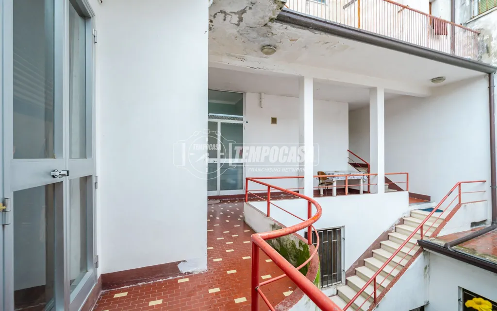 Garden - First-Floor Apartment with Two Balconies in Faenza