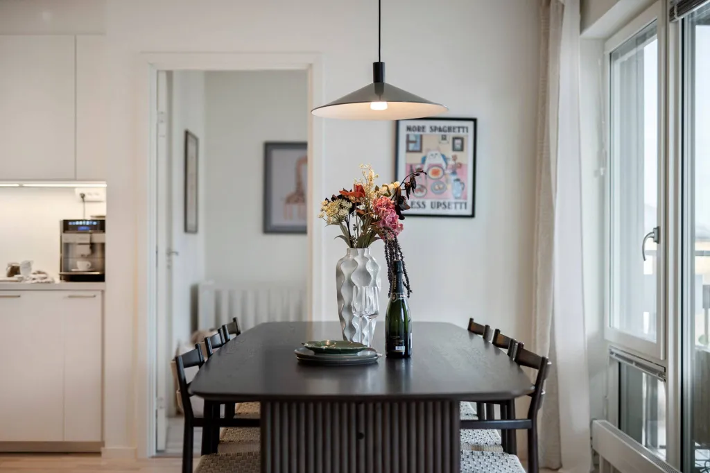 Söögituba - Modern Apartment with Balcony in Uppsala