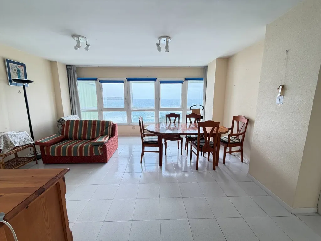 Sala da pranzo - Seafront Apartment with Terrace in Suances