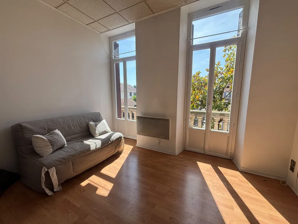 Elutuba - 1-Bedroom Flat with Balcony in Tarbes