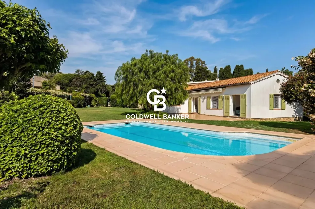 Piscina - Luxury Villa with Pool in Antibes
