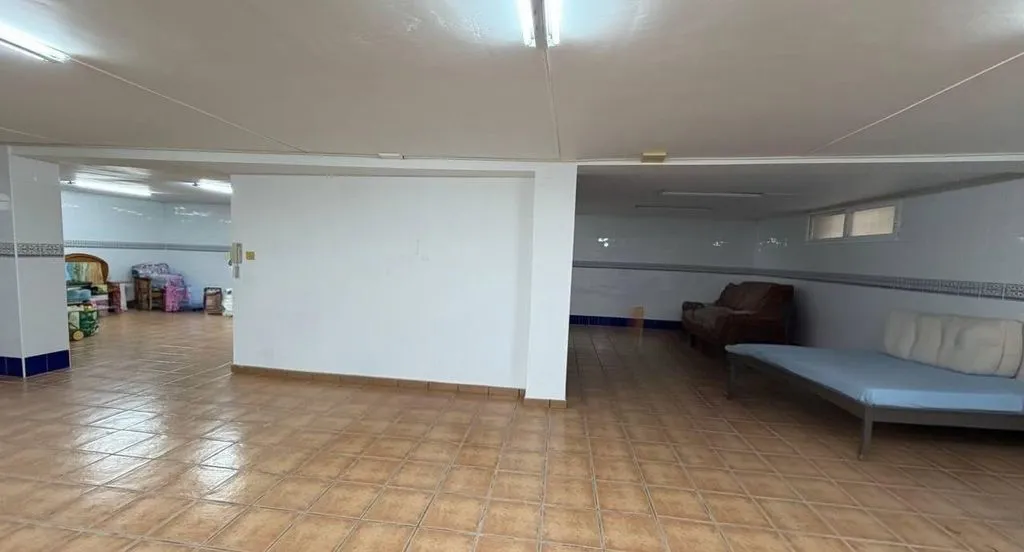 Toad - Luxury Chalet with Pool in Elche