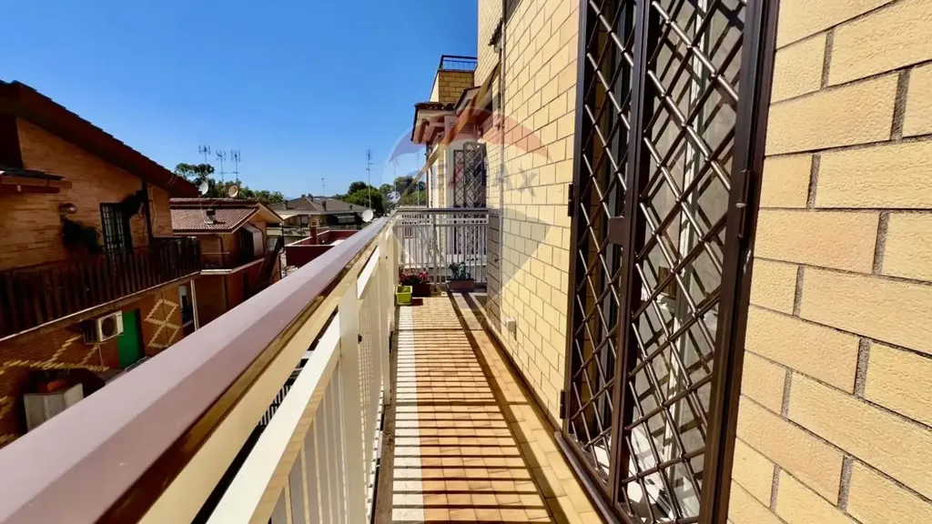 Rõdu - Penthouse with Panoramic Terrace in Casalotti
