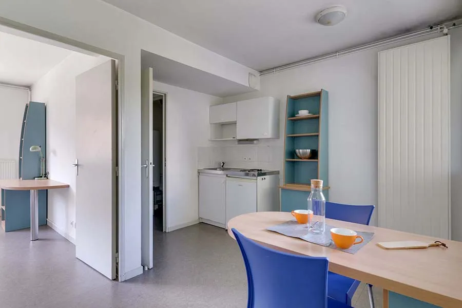 Söögituba - Student Residence Apartment in Échirolles