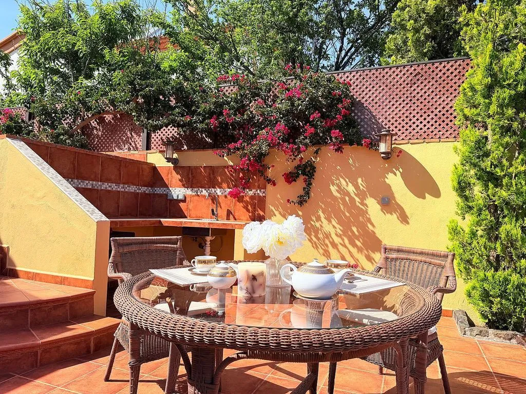 Terrass - Villa with Pool and Golf Views in Villas y Golf