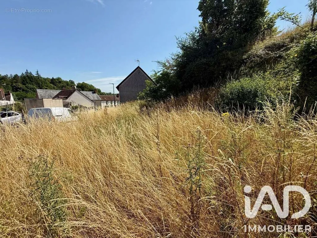 Giardino - Constructible Plot with Dual Potential in Saint-Denis-Les-Ponts