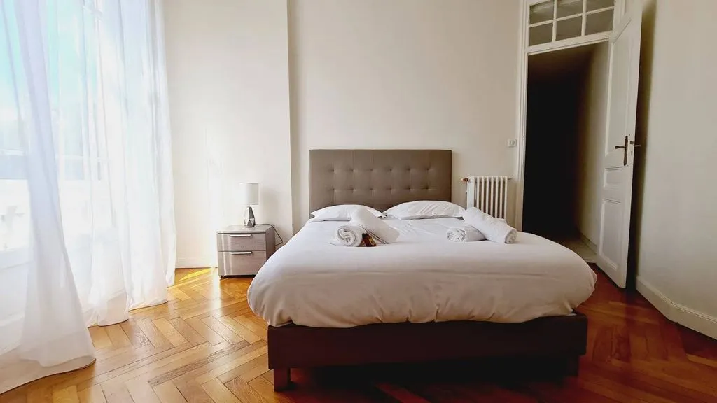 Bedrooms - Luxury Flat with Balcony in Cannes