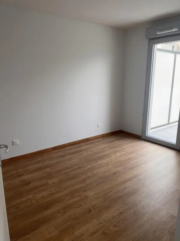 Toad - Modern T2 with Balcony in Le Clusoé