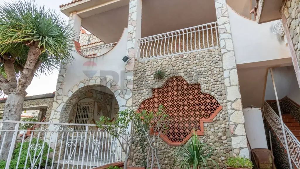 Extérieur - Villa with Garden and Terrace in Carini
