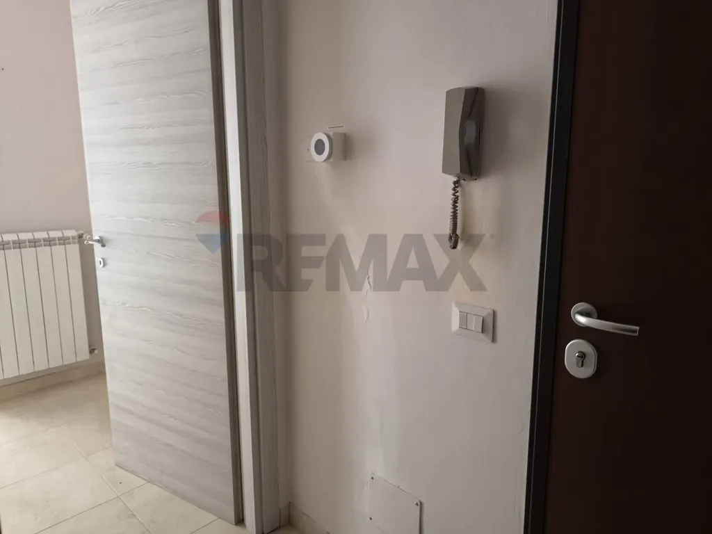 Esik - Independent Property with Terrace in Ragusa