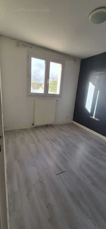 Pièces - Appartement avec Parking dans Résidence Sécurisée