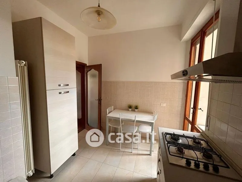 Köök - Armed Tri-Bedroom Apartment with Panoramic View in Pisa