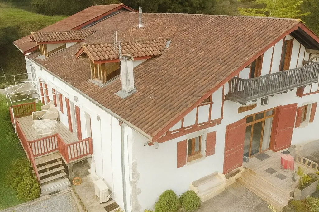 Vista aerea - Historic Basque Farmhouse with Gîte in Hasparren
