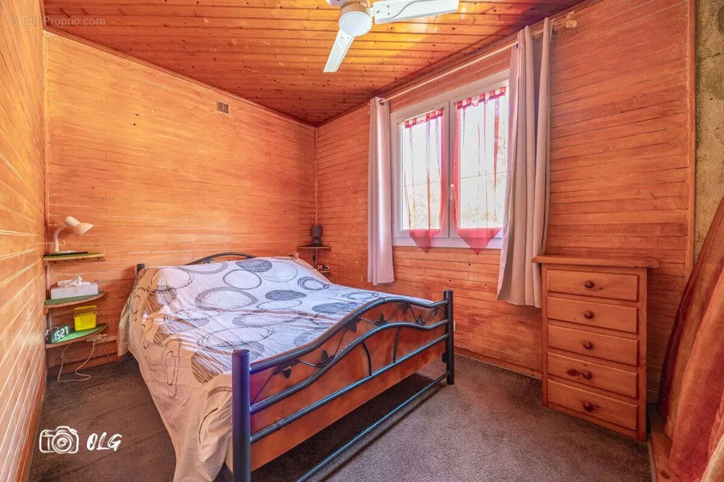Chambres - Villa avec Studio Indépendant à Lansargues