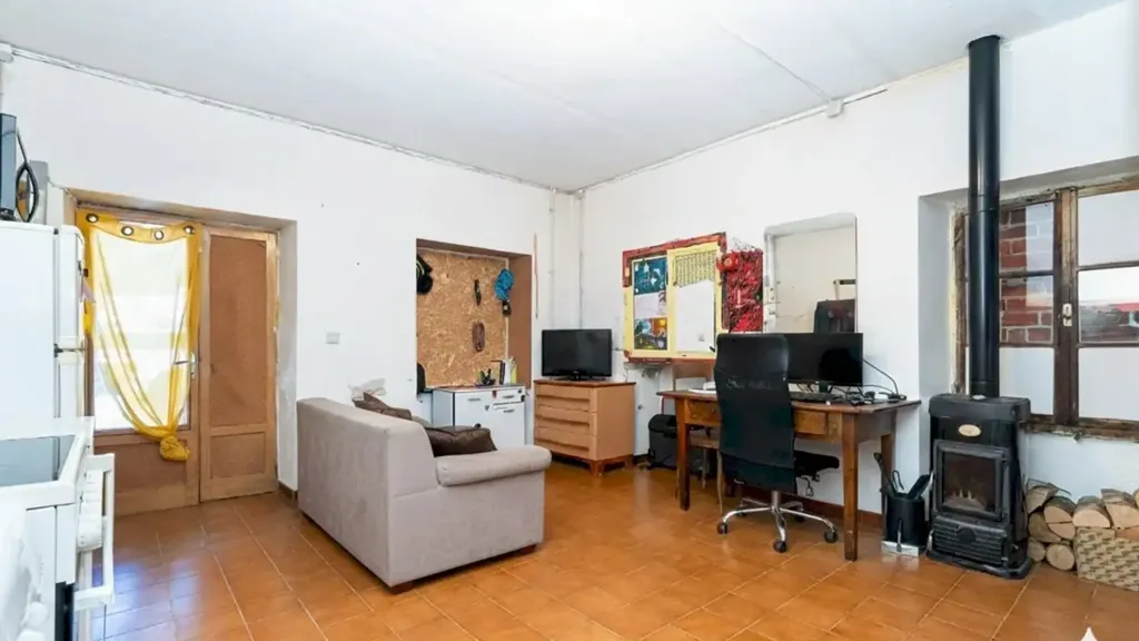 Elutuba - Charming Cottage with Balcony in Pradleves