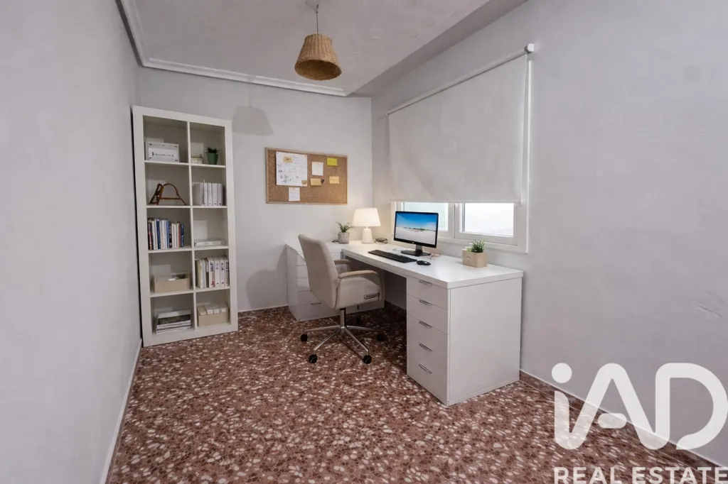 Kabinet - Spacious Apartment with Garage in Sant Joan d'Alacant