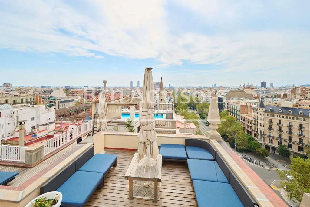 Terrass - Penthouse with Rooftop Pool in Dreta de l'Eixample, Barcelona