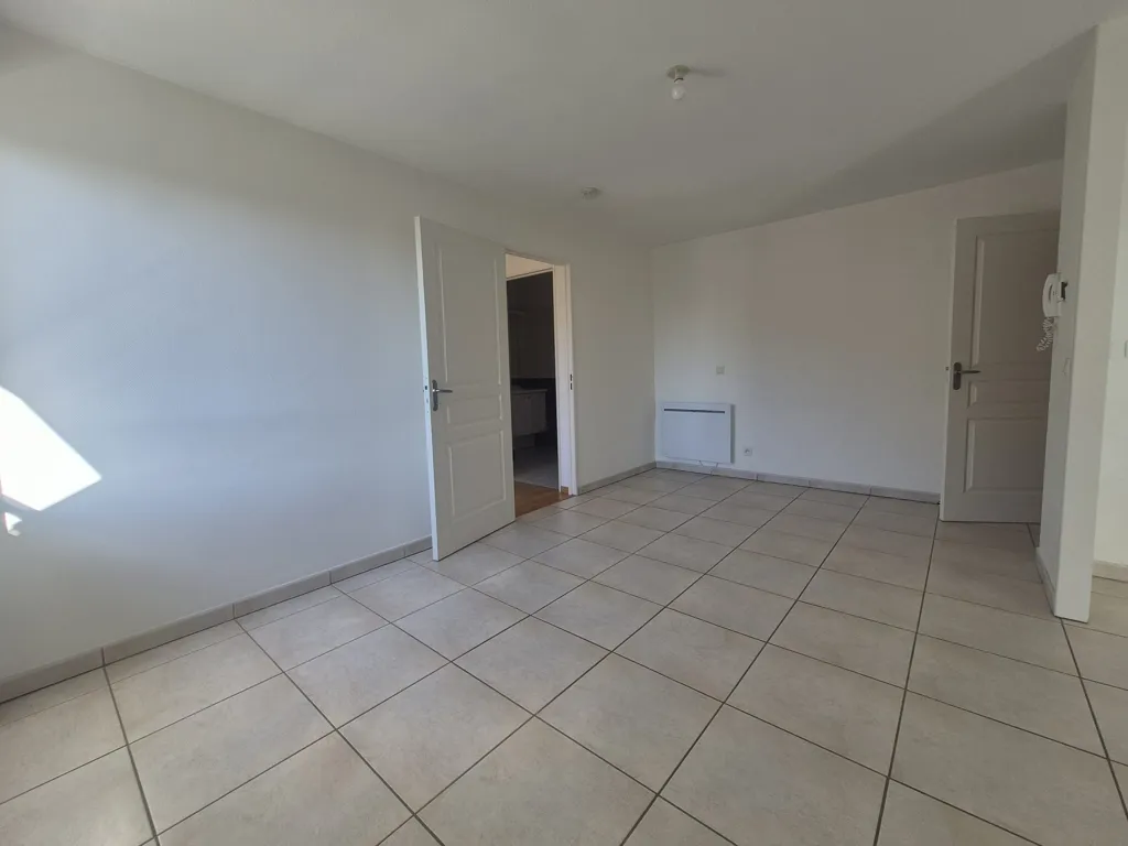 Pièces - Appartement avec Balcon et Vue Montagne à Voreppe