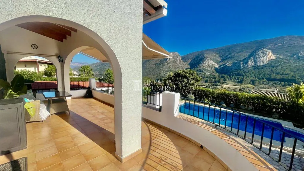 Terrass - Modern Villa with Panoramic Views in Pedreguer