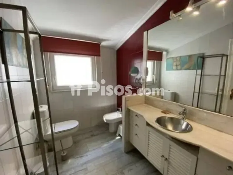 Salles de bain - Penthouse with Cathedral Views in Historic Centre