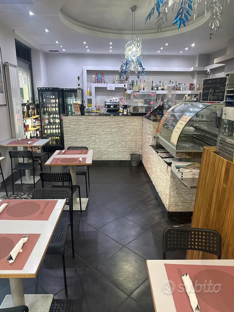 Pièces - Pizzeria Bar with Kitchen near Campus