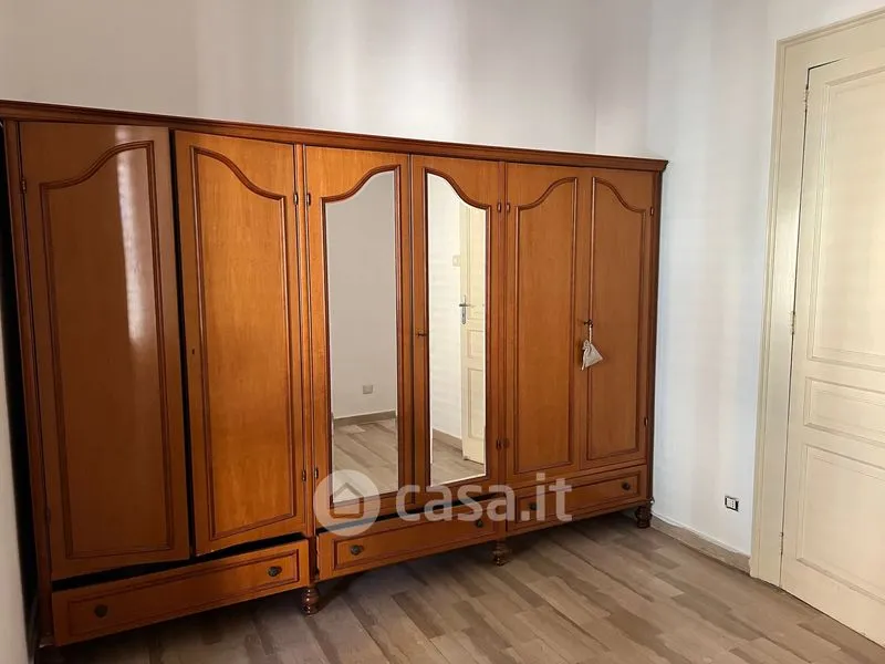 Chambres - Quadrilocale with Balcony in Messina Centre
