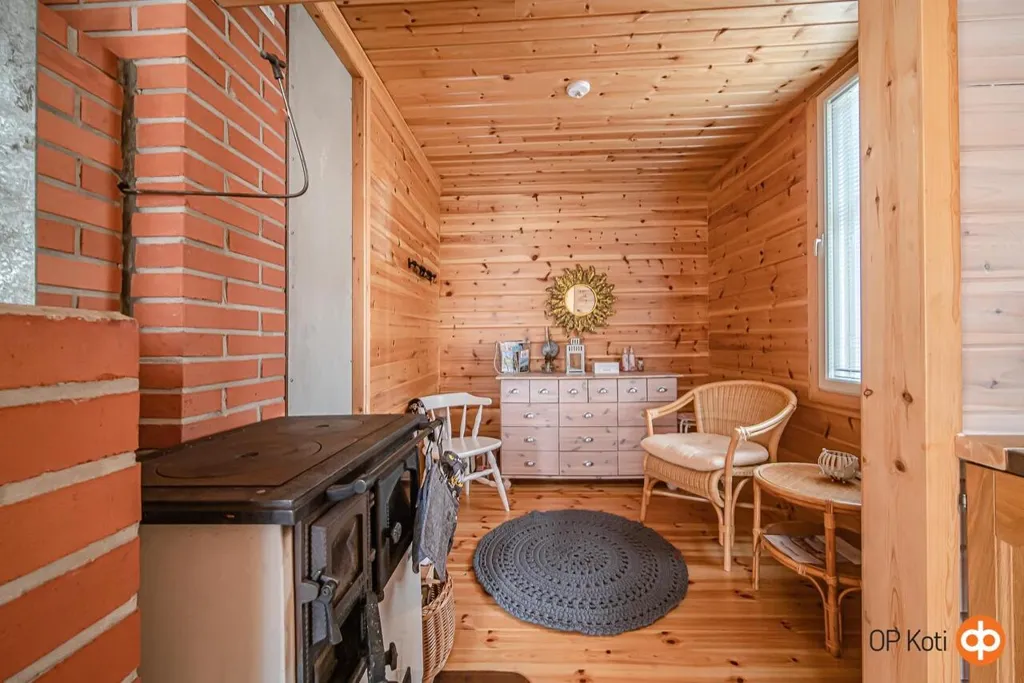 Toad - Wooden Cottage with Sauna by Muoniojoki