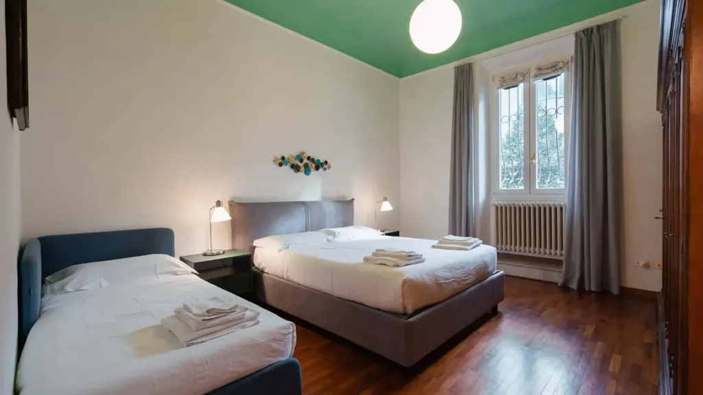 Magamistoad - Arty Apartment with Balcony in Florence