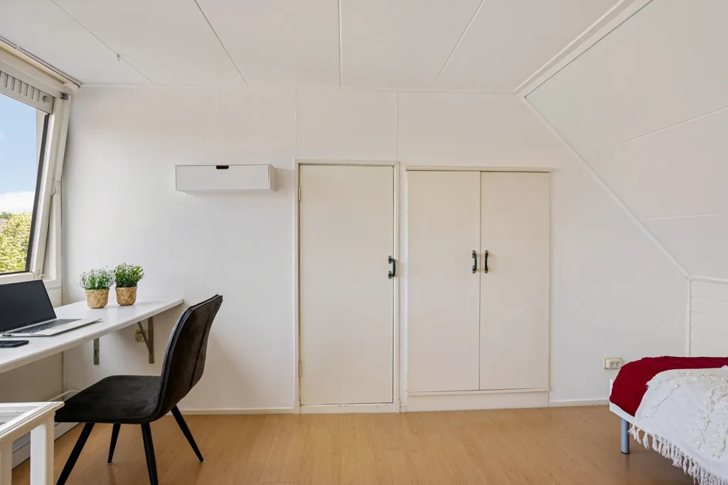Bedrooms - Characterful Detached House with Garden in Enschede